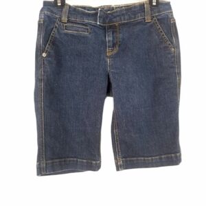 3/$25 DKNY Size 4 Blue Jean Shorts